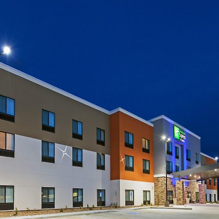 Holiday Inn Express & Suites Perryton By Ihg Lord Екстер'єр фото