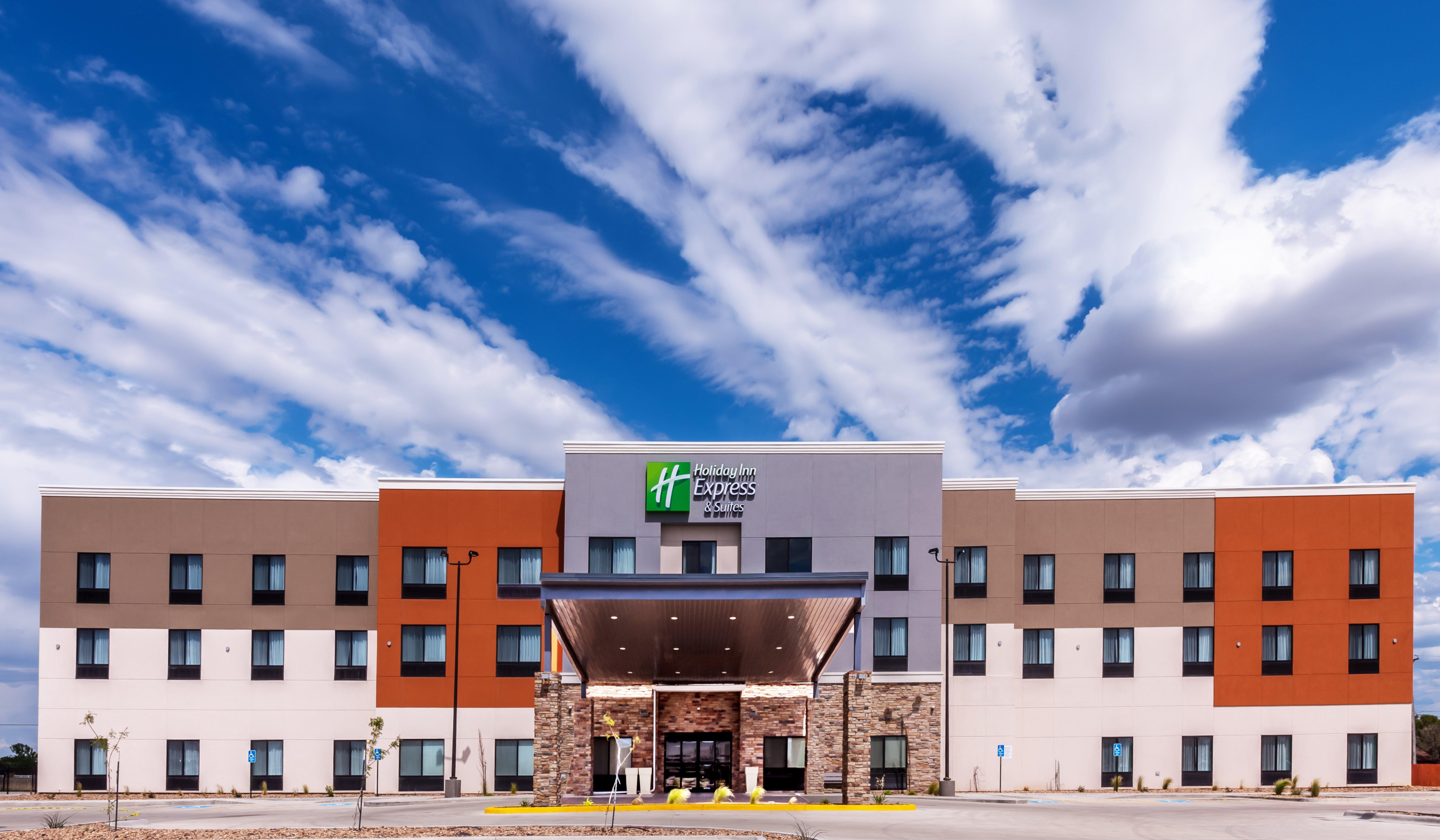 Holiday Inn Express & Suites Perryton By Ihg Lord Екстер'єр фото