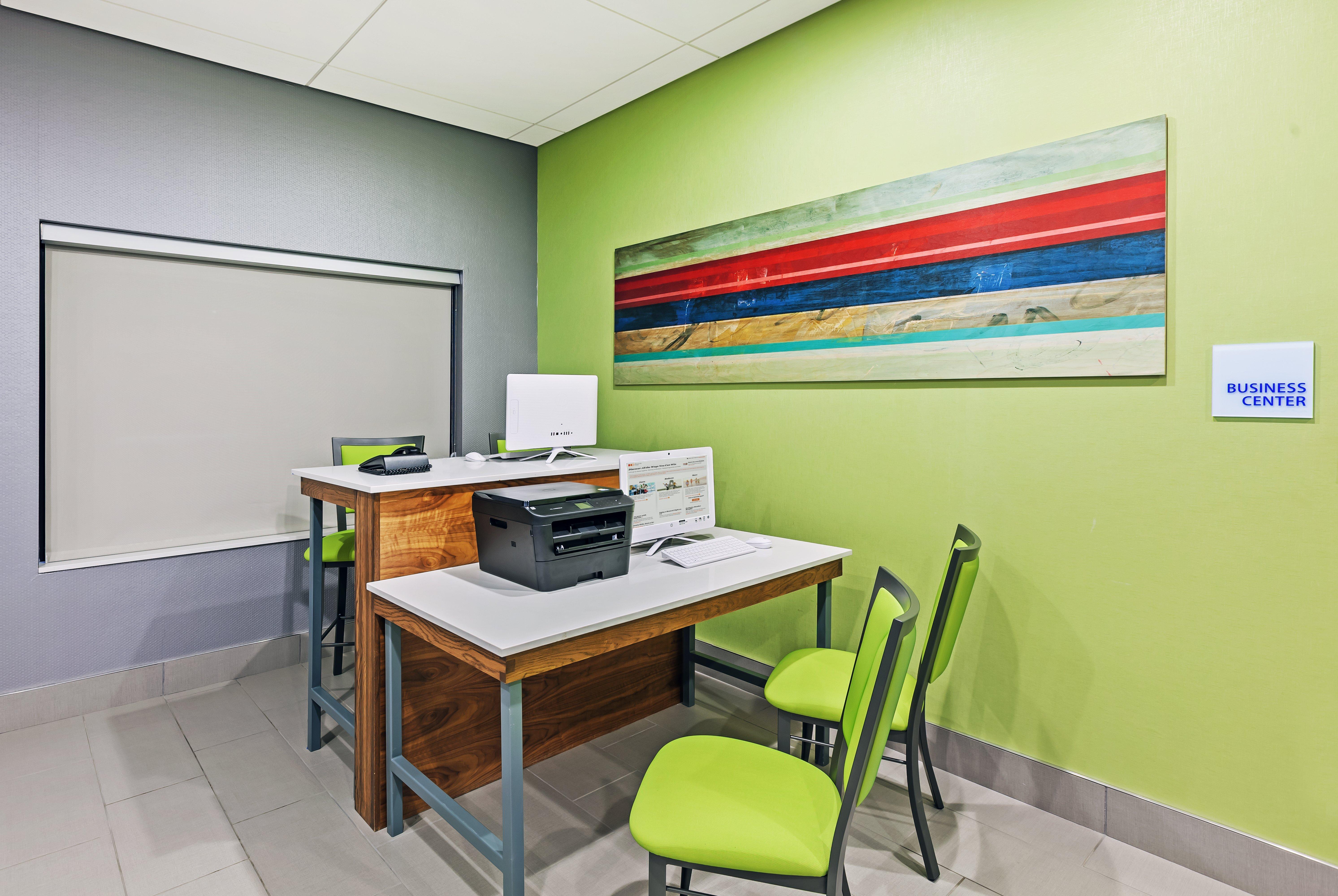 Holiday Inn Express & Suites Perryton By Ihg Lord Екстер'єр фото