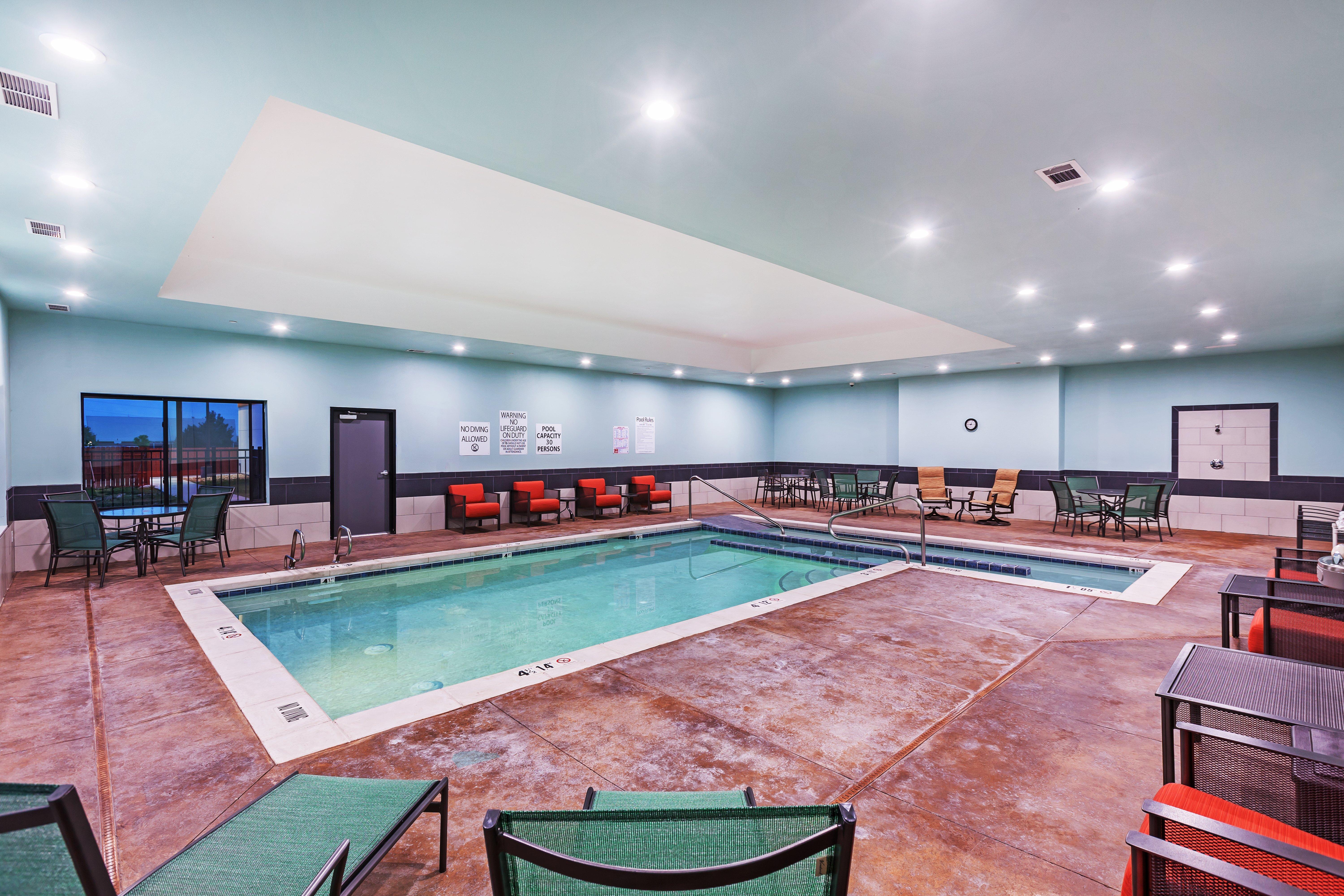 Holiday Inn Express & Suites Perryton By Ihg Lord Екстер'єр фото