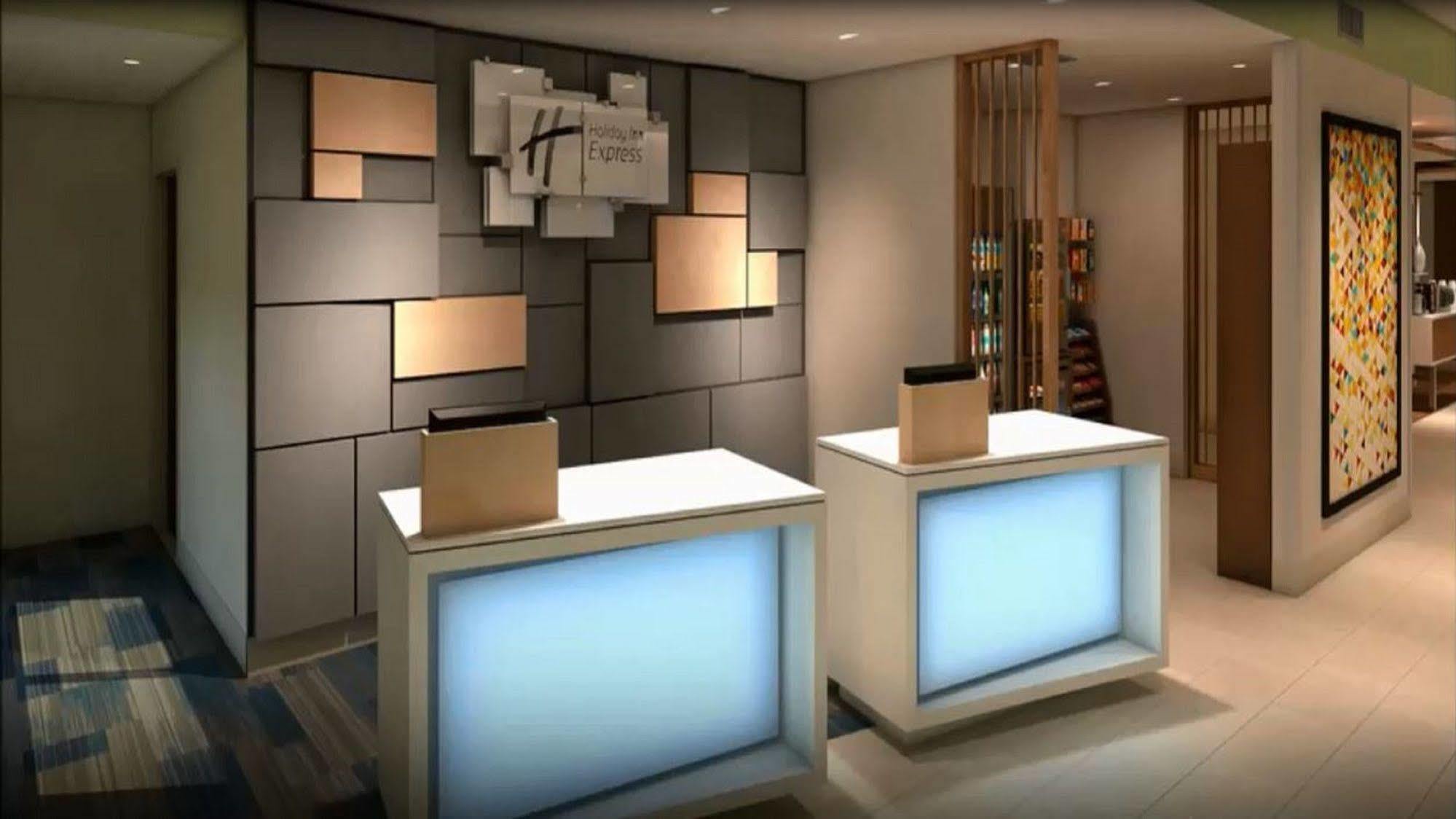 Holiday Inn Express & Suites Perryton By Ihg Lord Екстер'єр фото