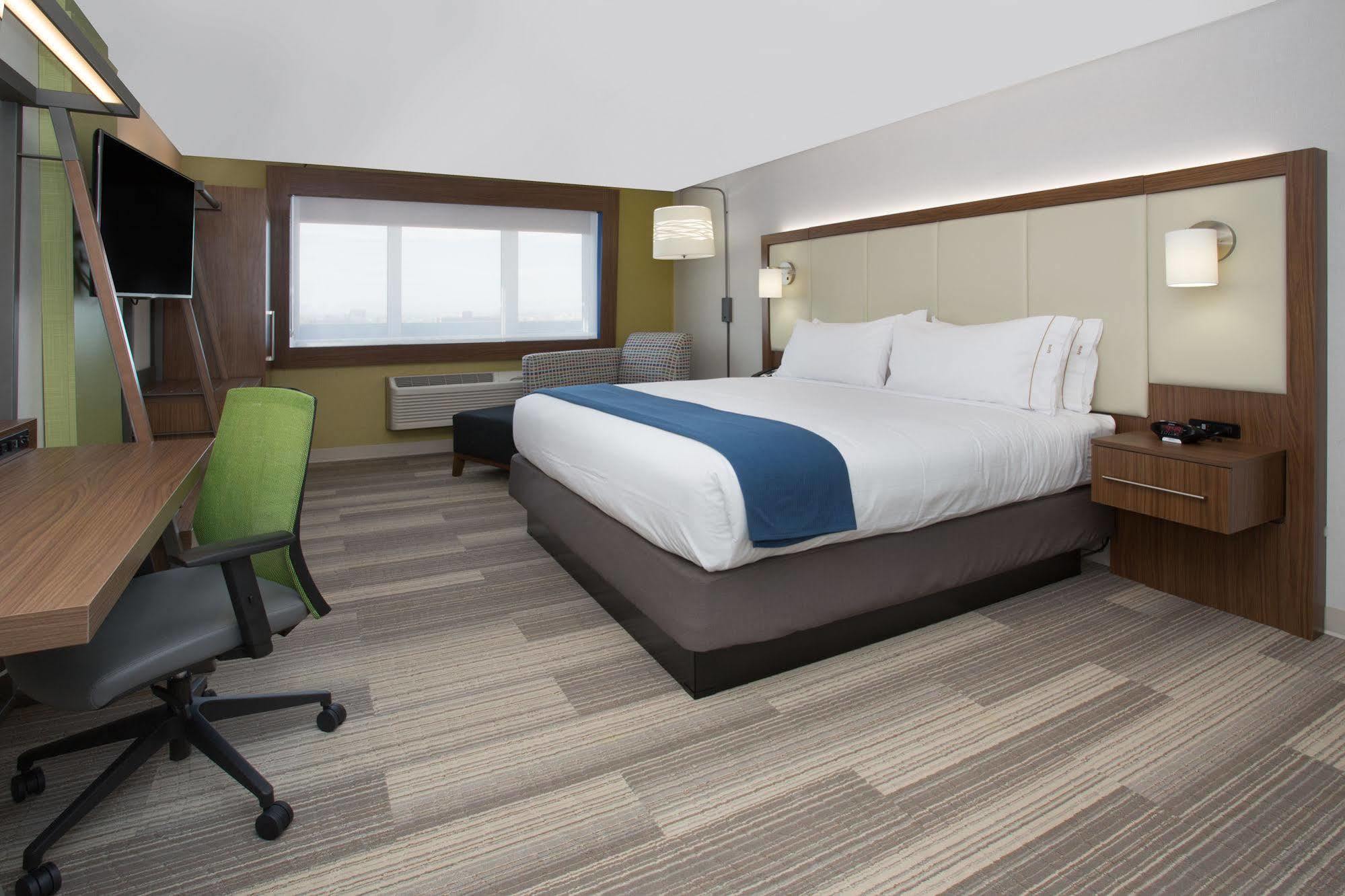 Holiday Inn Express & Suites Perryton By Ihg Lord Екстер'єр фото
