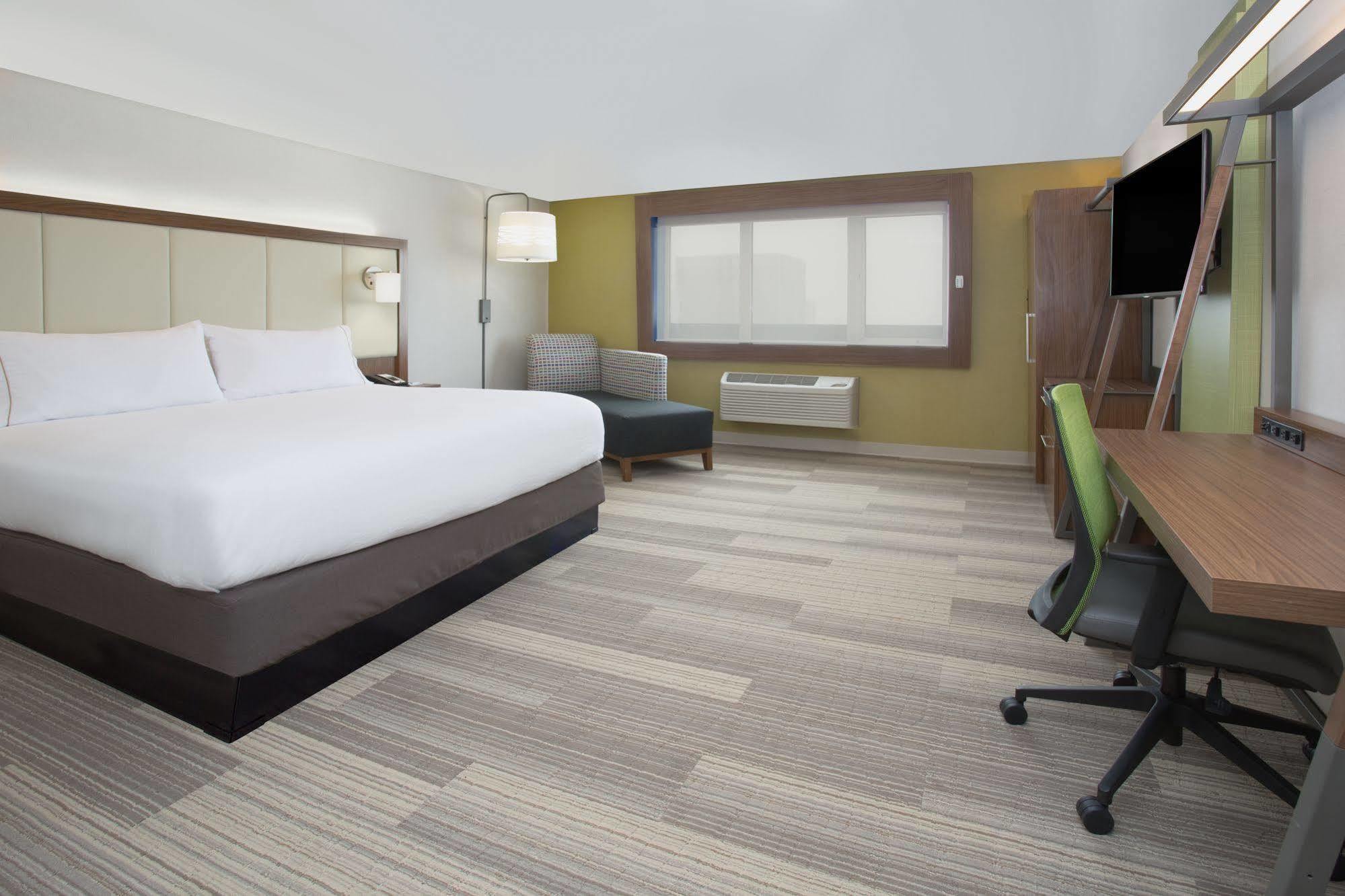 Holiday Inn Express & Suites Perryton By Ihg Lord Екстер'єр фото